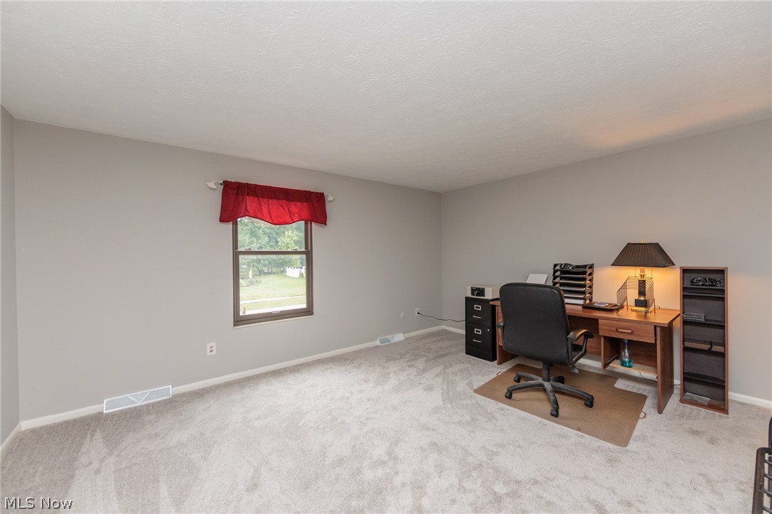 20757 Parkwood Lane Strongsville OH 44136