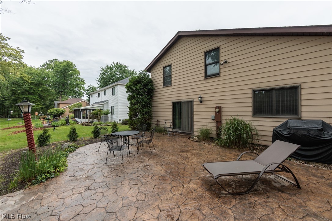 20757 Parkwood Lane Strongsville OH 44136