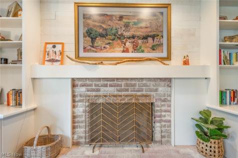 36185 Falcon Crest Avenue Avon OH 44011