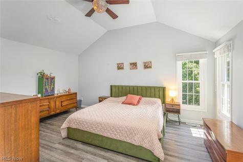 36185 Falcon Crest Avenue Avon OH 44011
