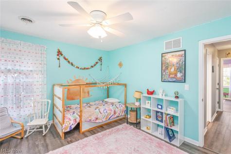 36185 Falcon Crest Avenue Avon OH 44011