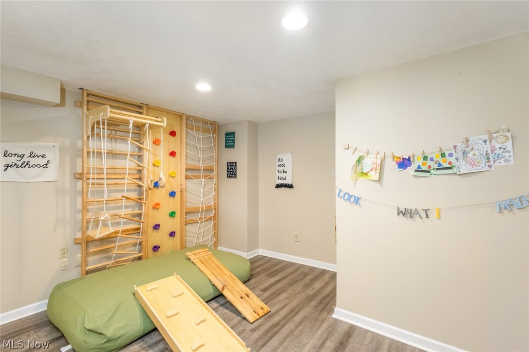 36185 Falcon Crest Avenue Avon OH 44011
