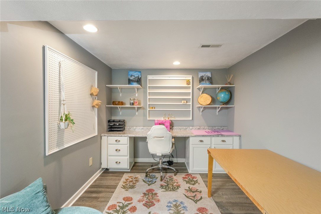 36185 Falcon Crest Avenue Avon OH 44011