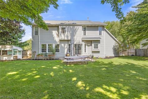 36185 Falcon Crest Avenue Avon OH 44011