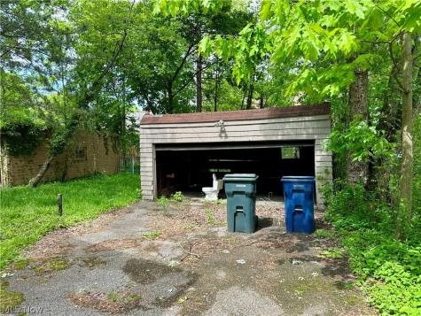 1171 Erieview Road Cleveland Heights OH 44121