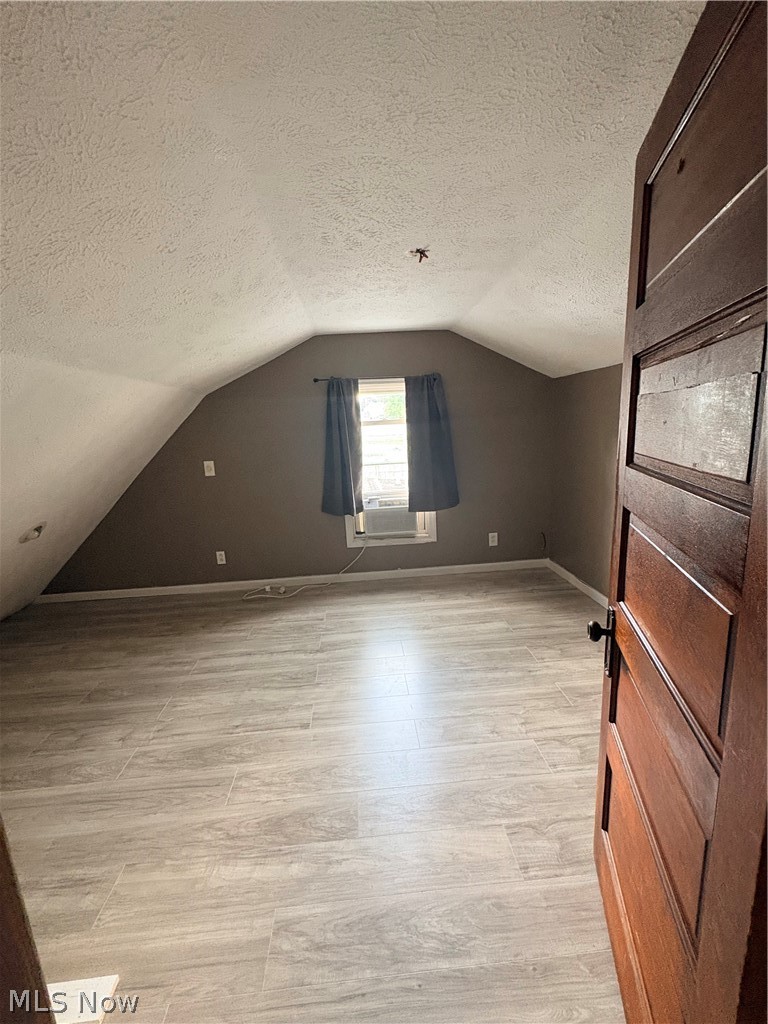 196 Elm Street Struthers OH 44471