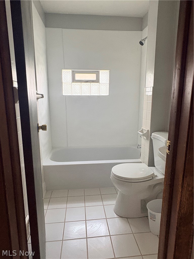196 Elm Street Struthers OH 44471