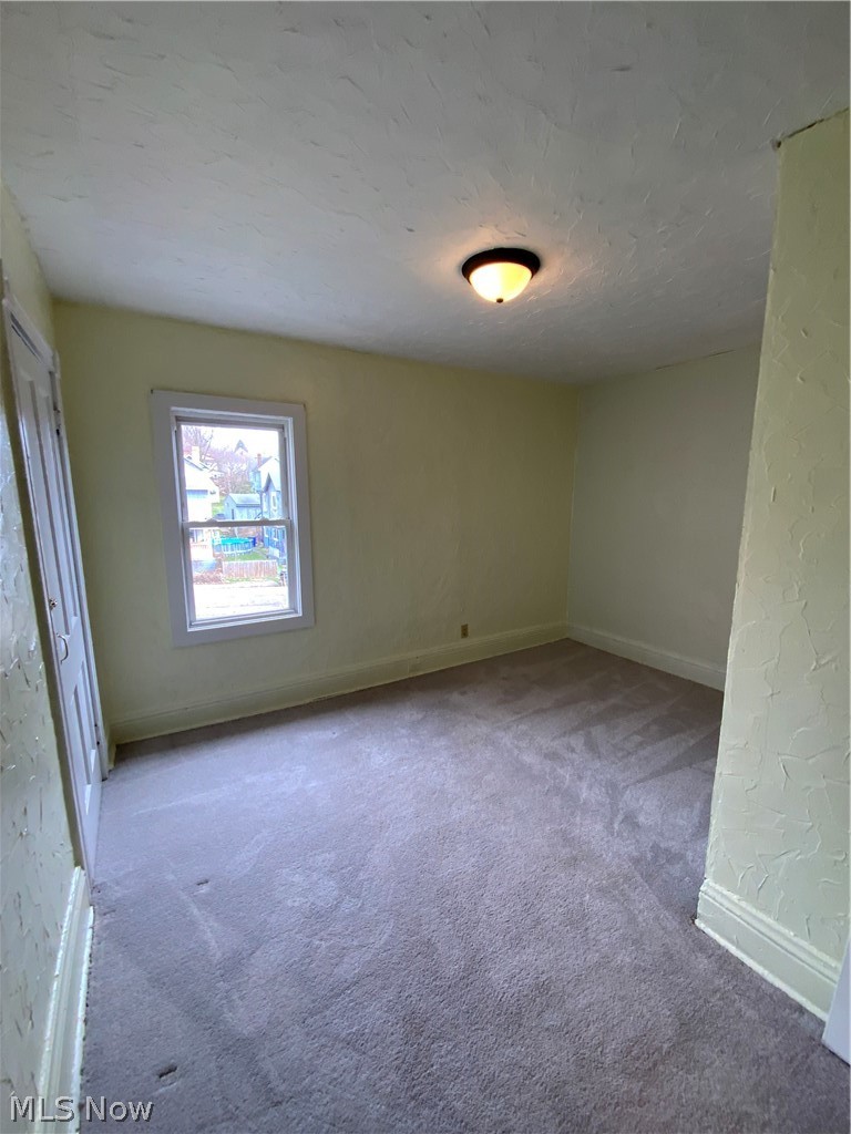 822 Avondale Street East Liverpool OH 43920