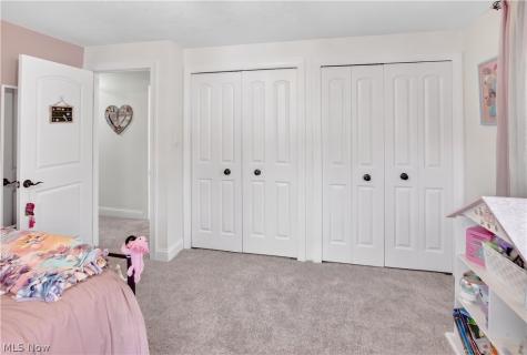 26 Sandy Hill Road Sagamore Hills OH 44067