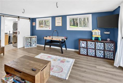 26 Sandy Hill Road Sagamore Hills OH 44067