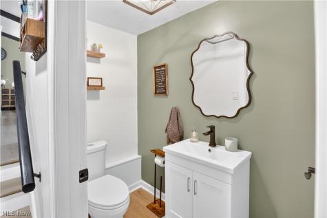 26 Sandy Hill Road Sagamore Hills OH 44067