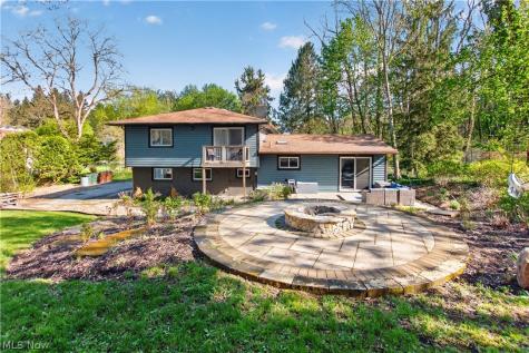 26 Sandy Hill Road Sagamore Hills OH 44067