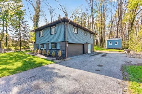 26 Sandy Hill Road Sagamore Hills OH 44067