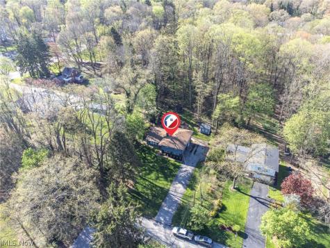26 Sandy Hill Road Sagamore Hills OH 44067