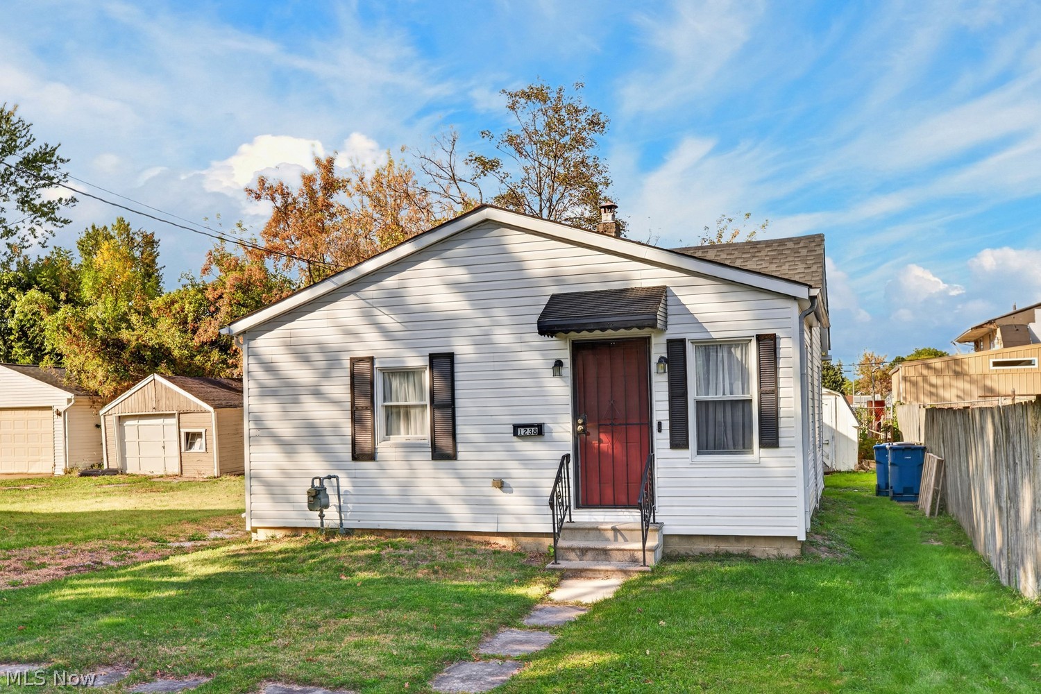 1238 W 17th Street Lorain OH 44052