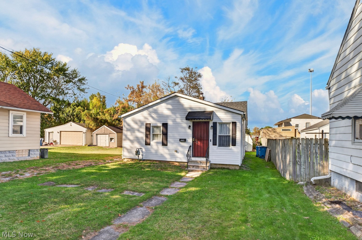 1238 W 17th Street Lorain OH 44052