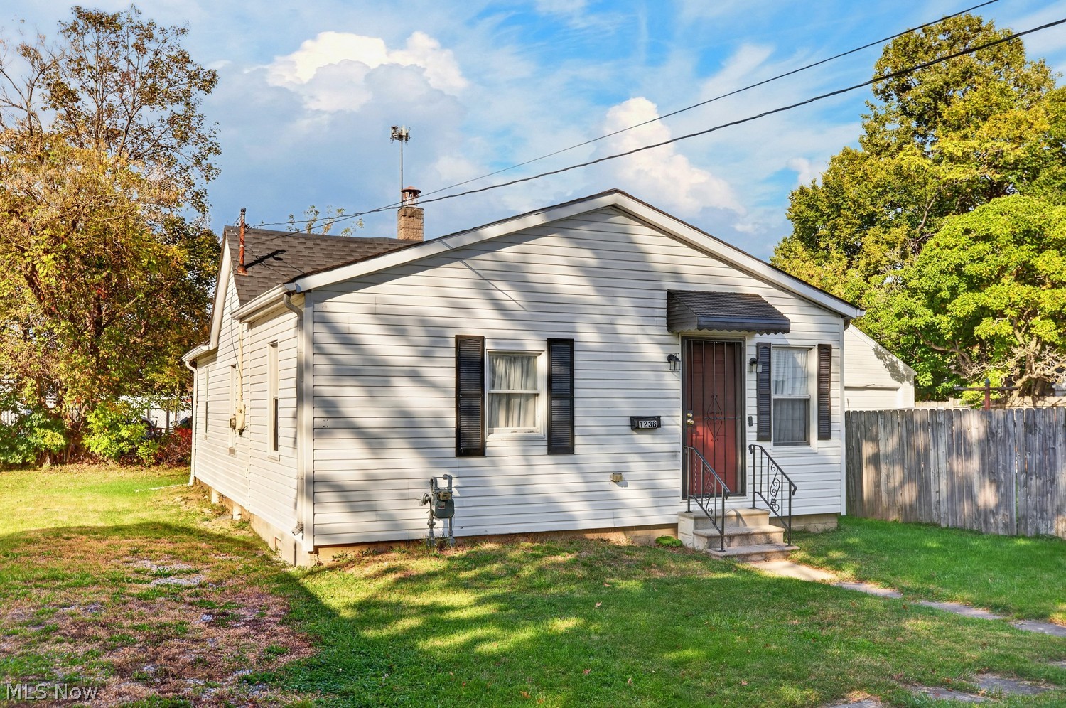 1238 W 17th Street Lorain OH 44052