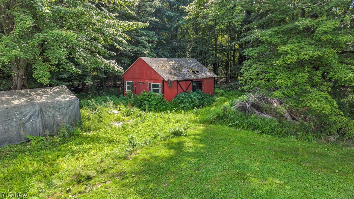 10564 S Duck Creek Road Salem OH 44460
