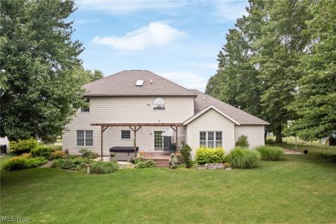 2650 Missenden Street NW North Canton OH 44720