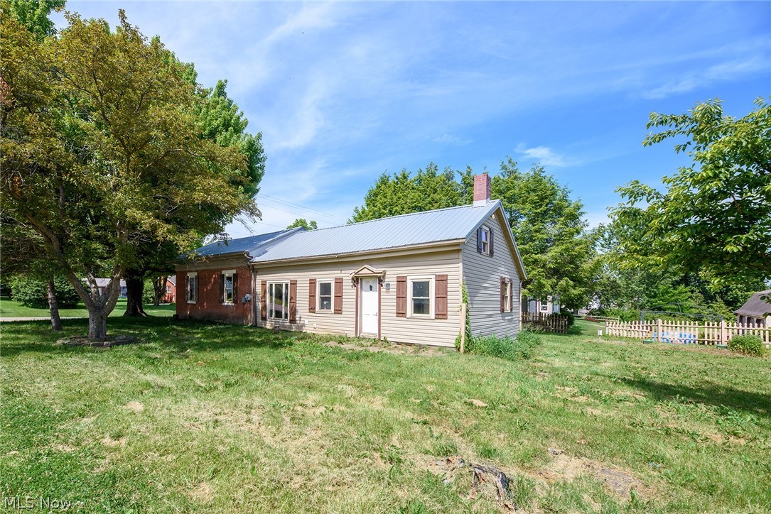 16560 Lisbon Street SE Minerva OH 44657