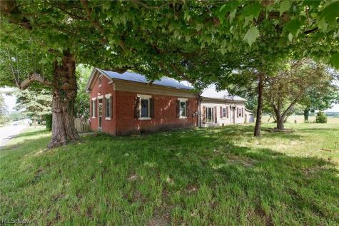 16560 Lisbon Street SE Minerva OH 44657