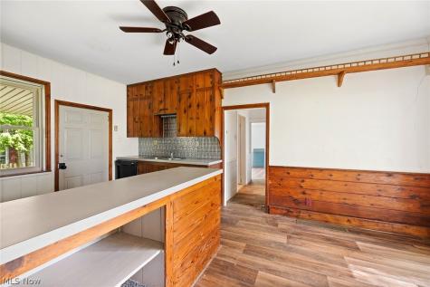 16560 Lisbon Street SE Minerva OH 44657