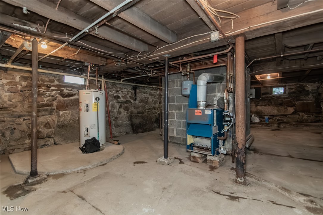 12888 Leroy Center Road Leroy OH 44077