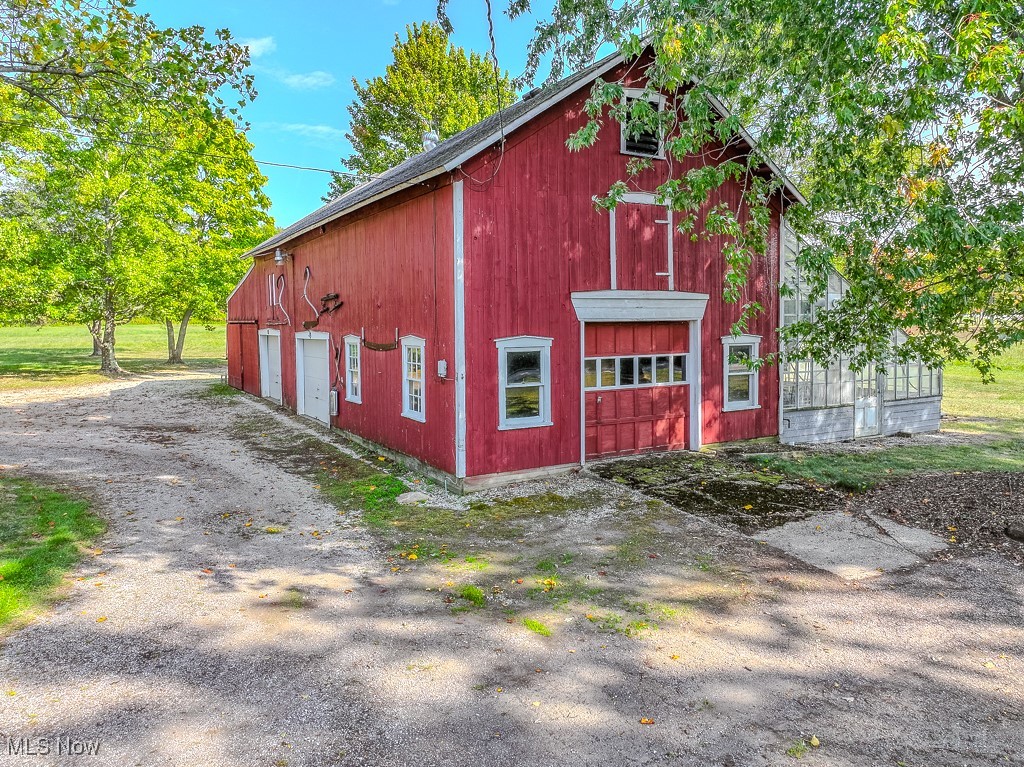 12888 Leroy Center Road Leroy OH 44077