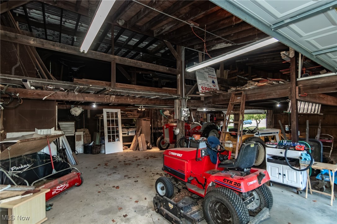 12888 Leroy Center Road Leroy OH 44077