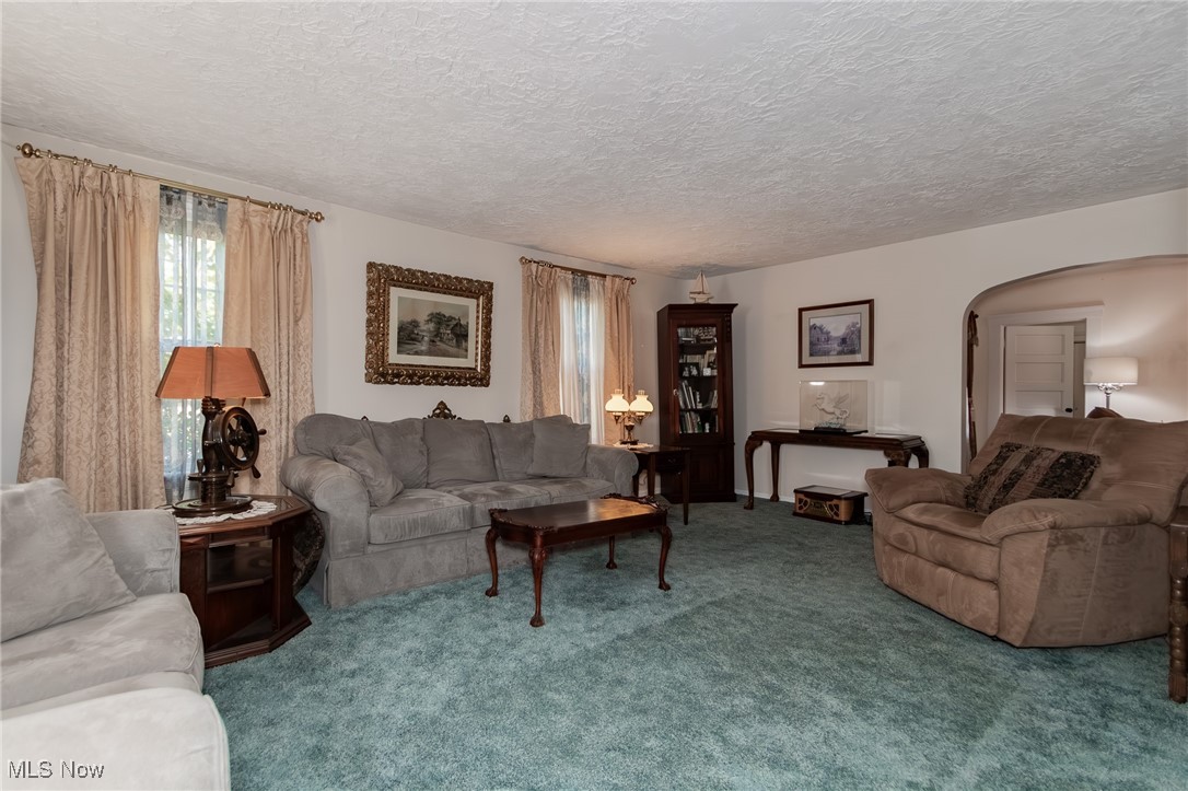 12888 Leroy Center Road Leroy OH 44077