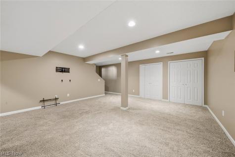 9264 Wellspring Avenue NW North Canton OH 44720