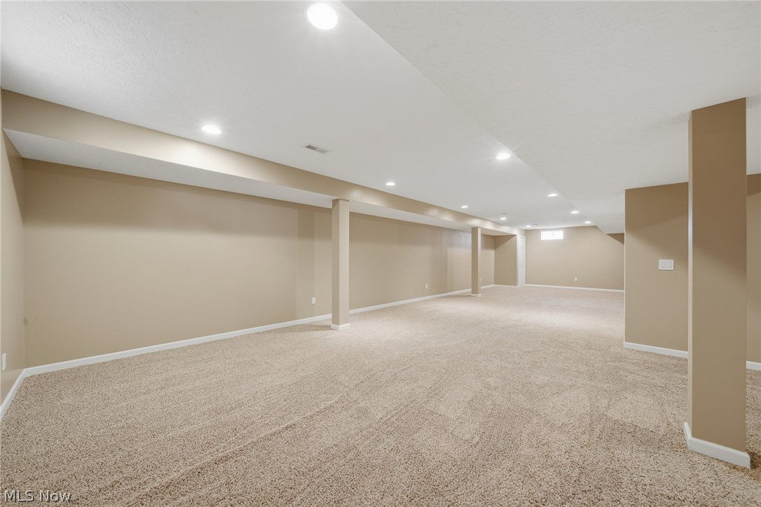 9264 Wellspring Avenue NW North Canton OH 44720