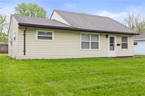 547 Willow Park Road Elyria OH 44035