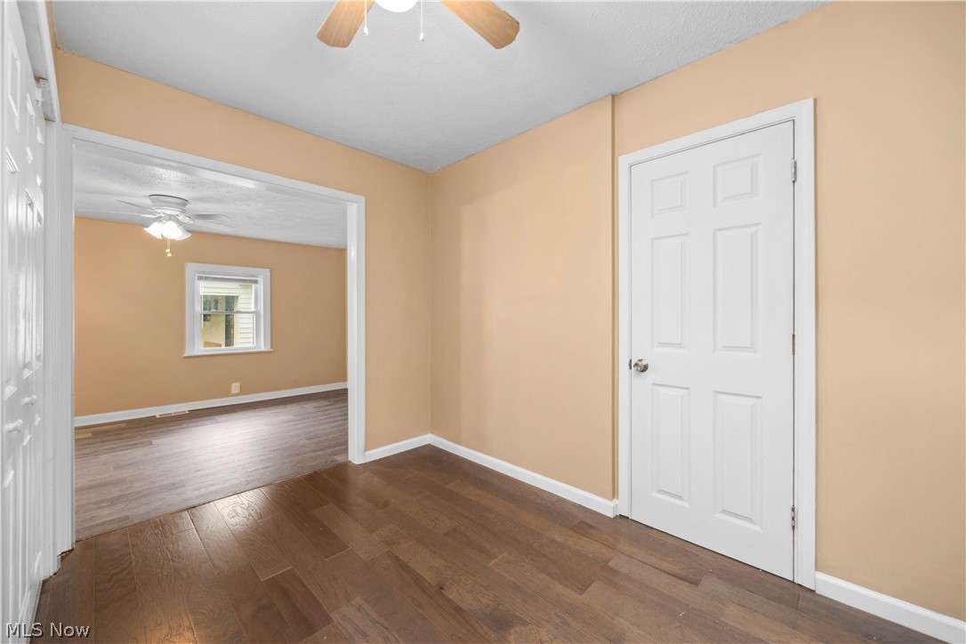 547 Willow Park Road Elyria OH 44035