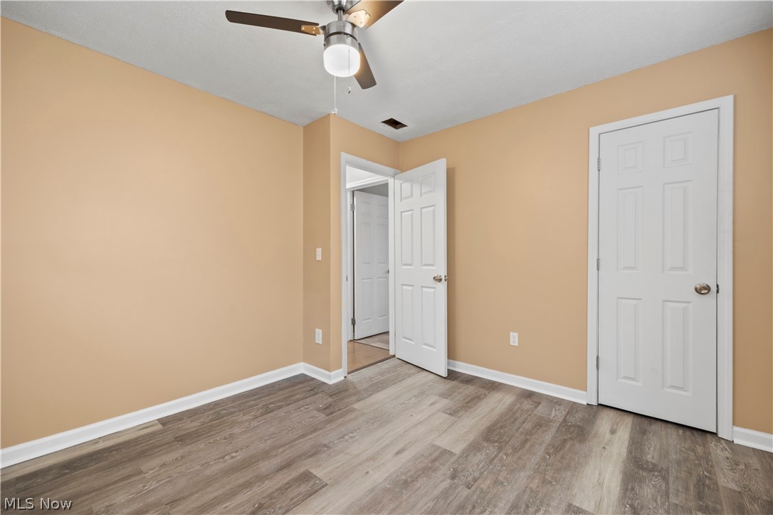 547 Willow Park Road Elyria OH 44035