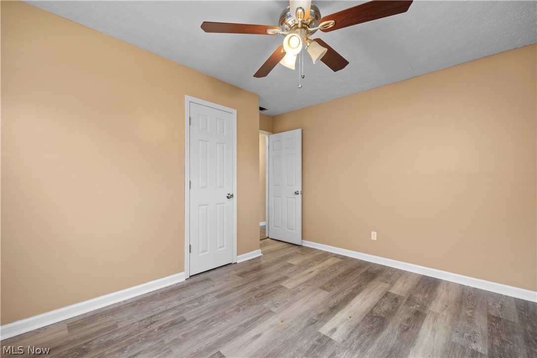 547 Willow Park Road Elyria OH 44035