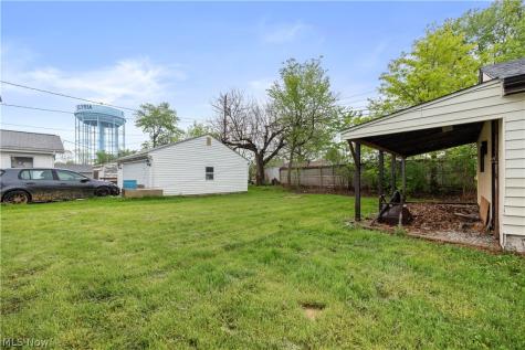 547 Willow Park Road Elyria OH 44035
