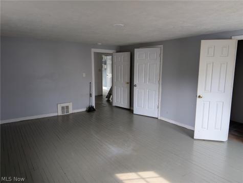 7131 Park Avenue Cleveland OH 44105
