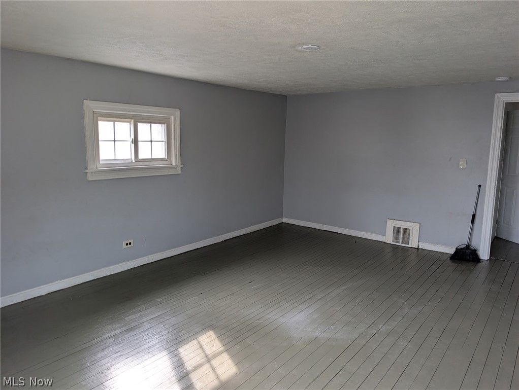 7131 Park Avenue Cleveland OH 44105