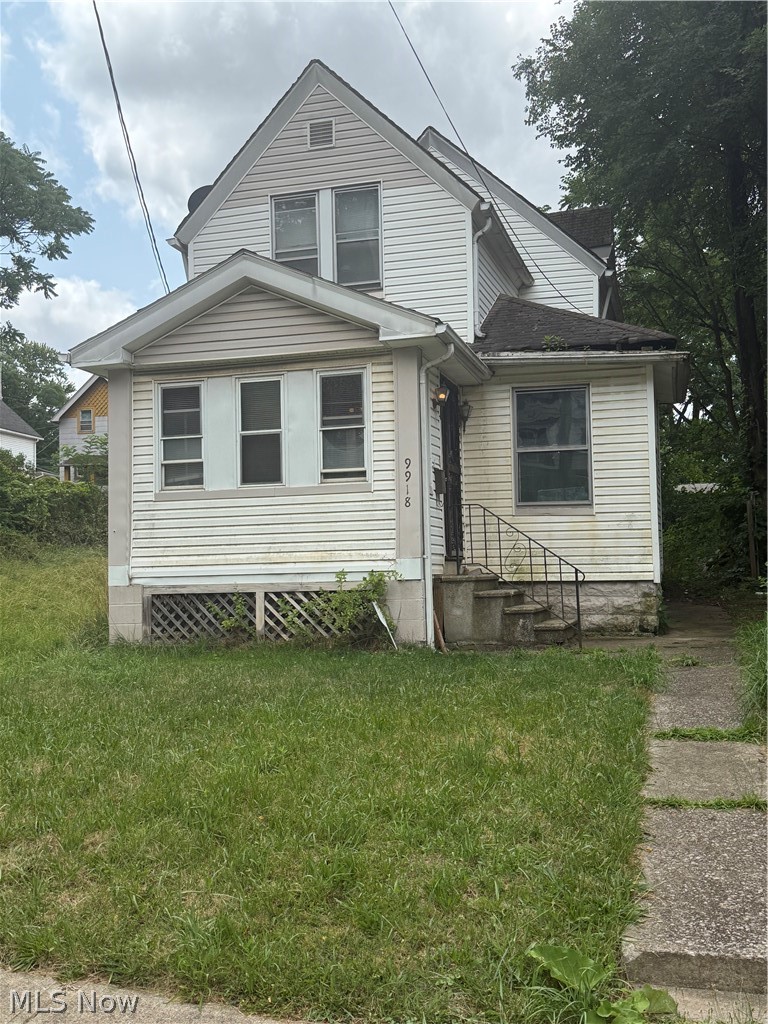 9918 Gibson Avenue Cleveland OH 44105