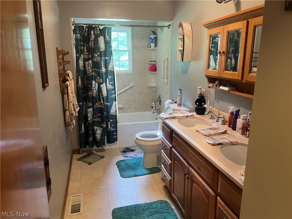 3243 Hines Road Kingsville OH 44048