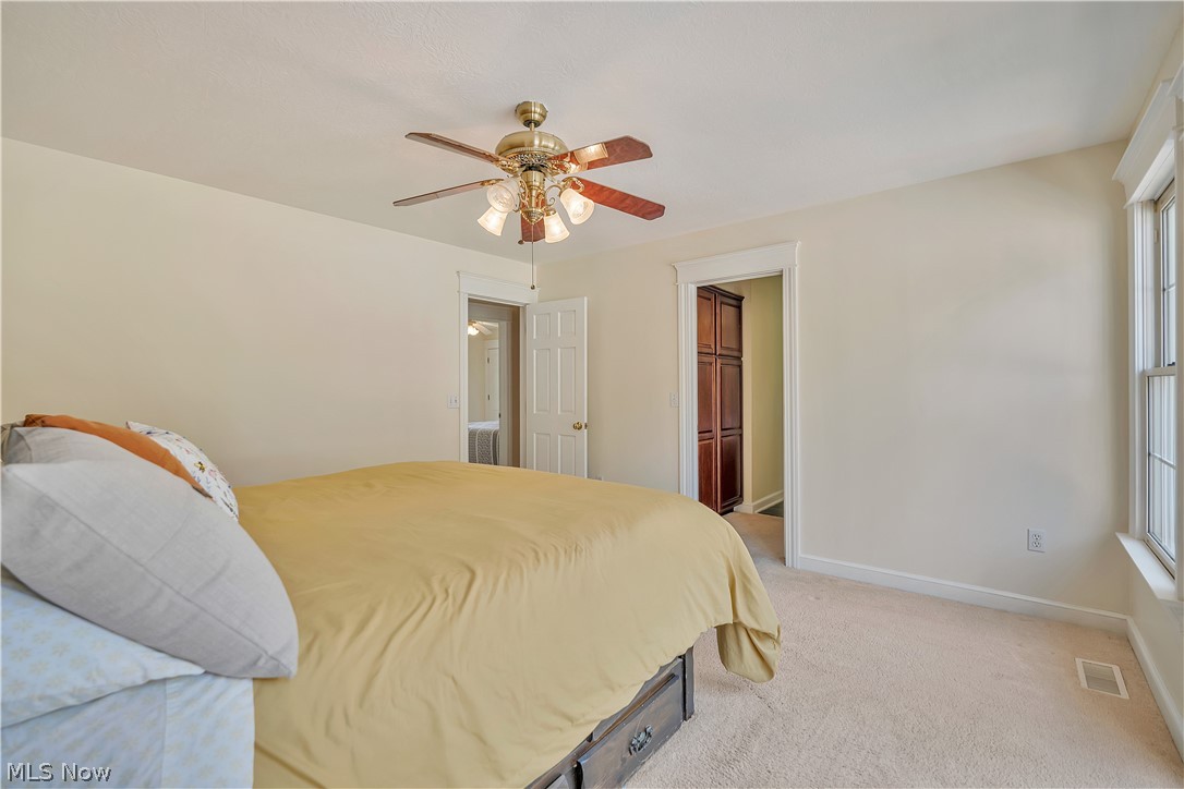 545 E Maple Street Hartville OH 44632