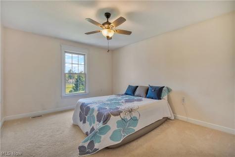 545 E Maple Street Hartville OH 44632