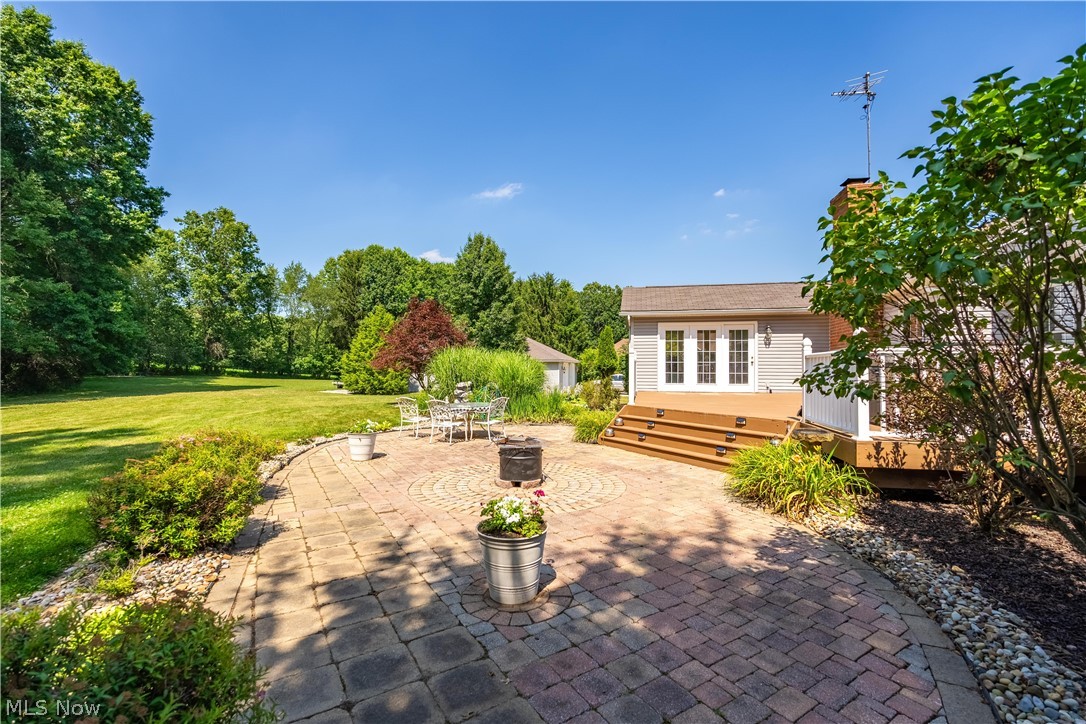545 E Maple Street Hartville OH 44632