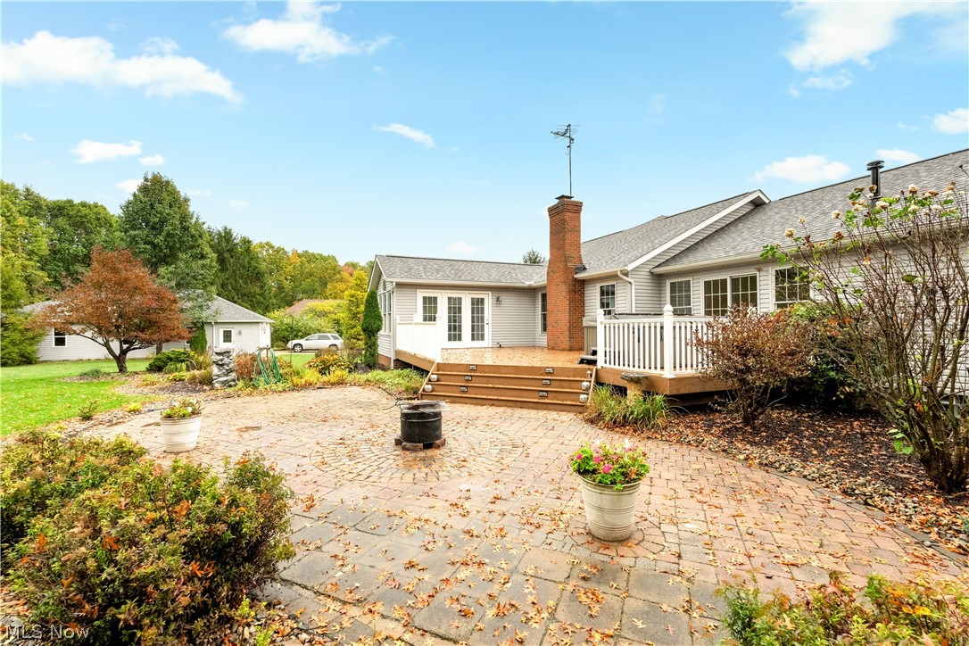 545 E Maple Street Hartville OH 44632
