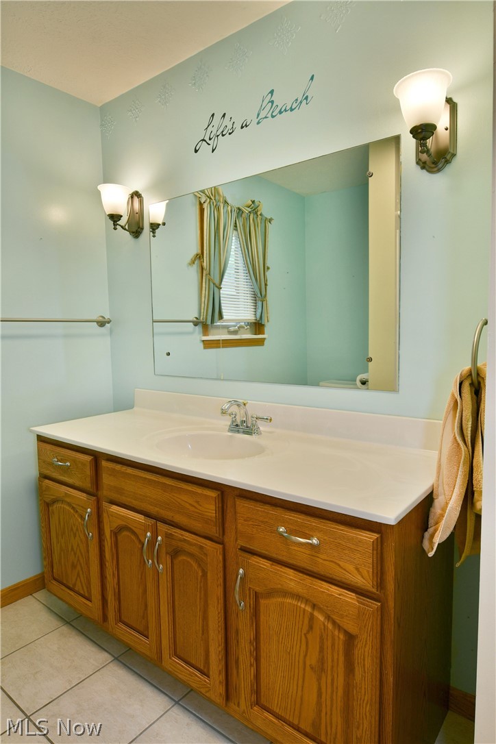 750 Blueberry Hill Drive Canfield OH 44406