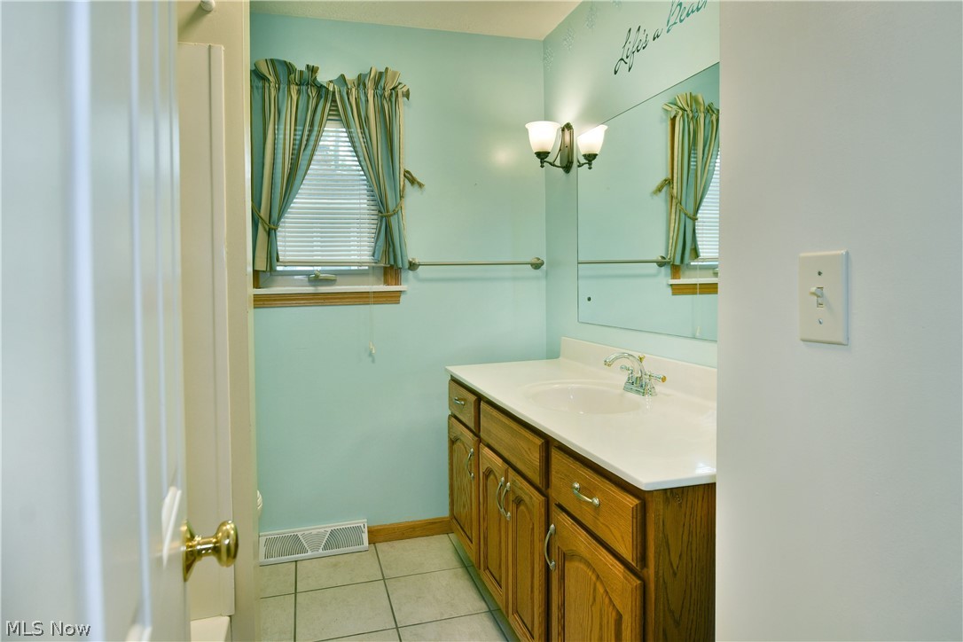 750 Blueberry Hill Drive Canfield OH 44406
