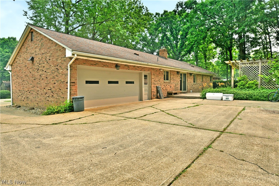 750 Blueberry Hill Drive Canfield OH 44406
