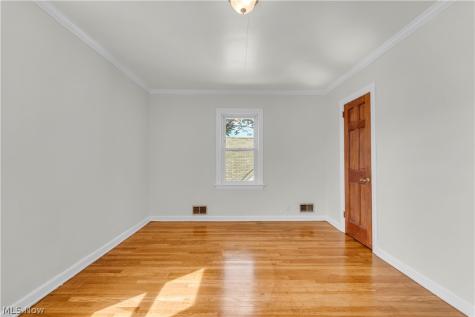 5110 Albertly Avenue Parma OH 44134
