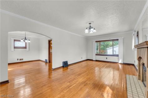 5110 Albertly Avenue Parma OH 44134